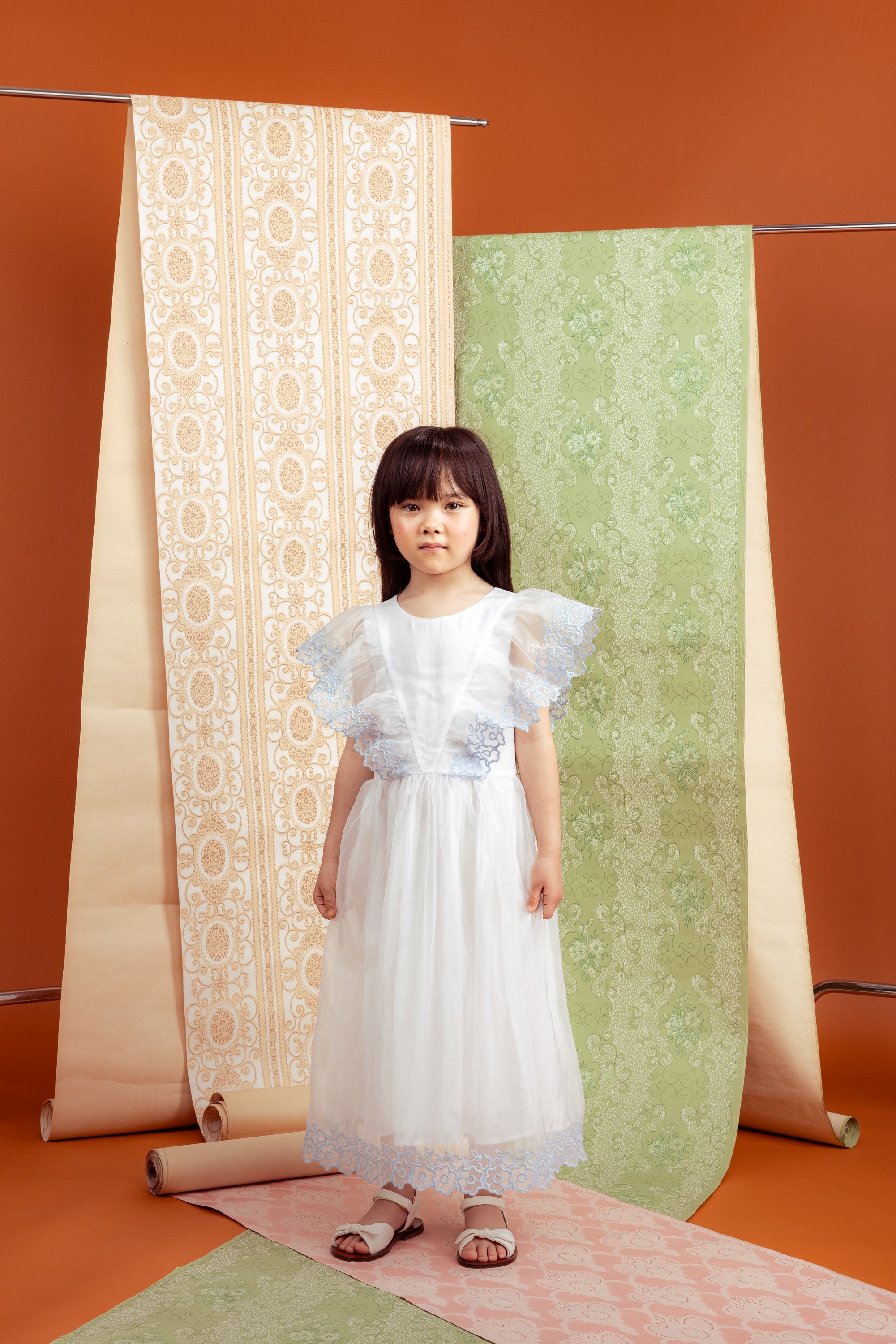 Stella šifona maxi kleita ar volāniem, balta