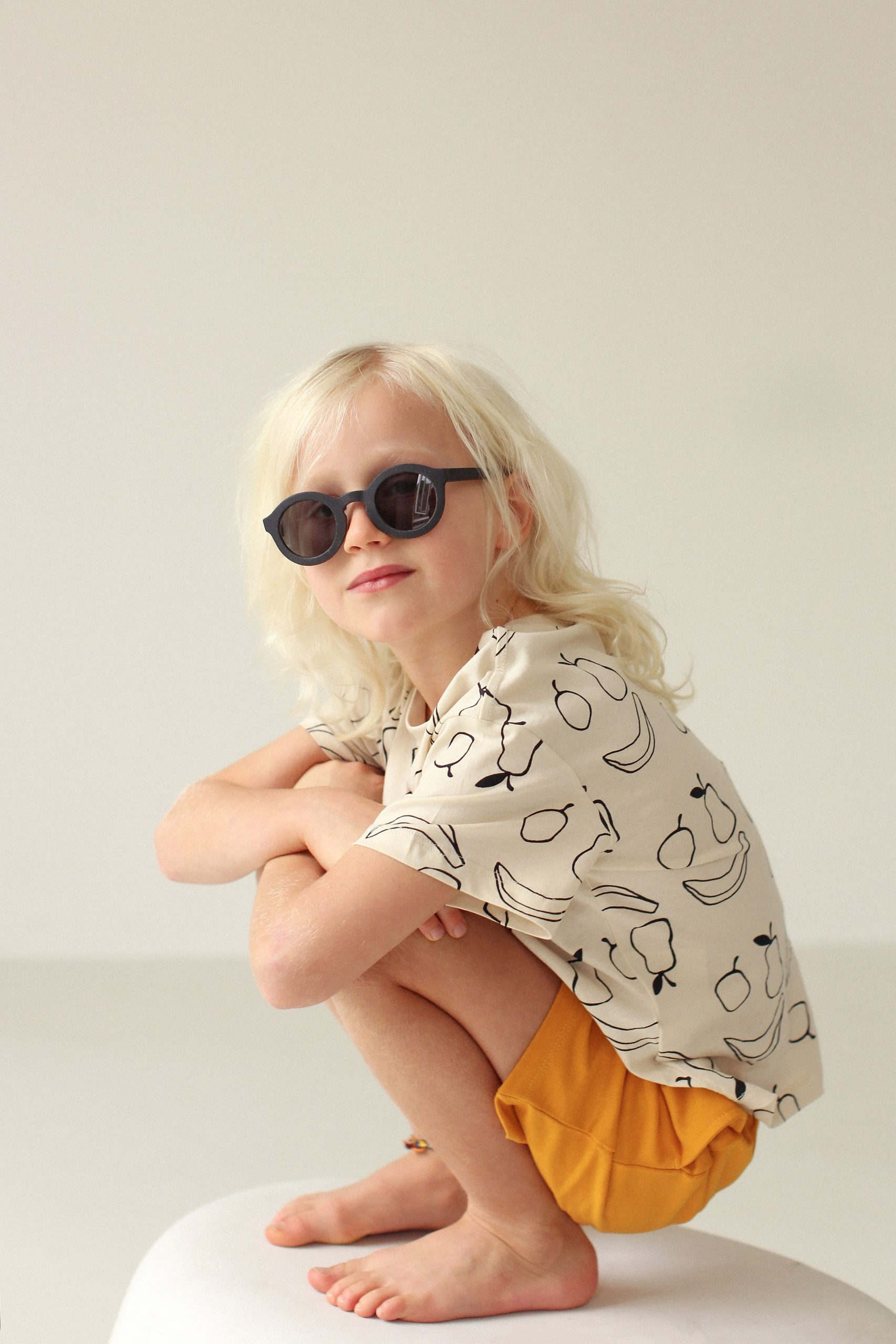 Sunglasses Cream Black