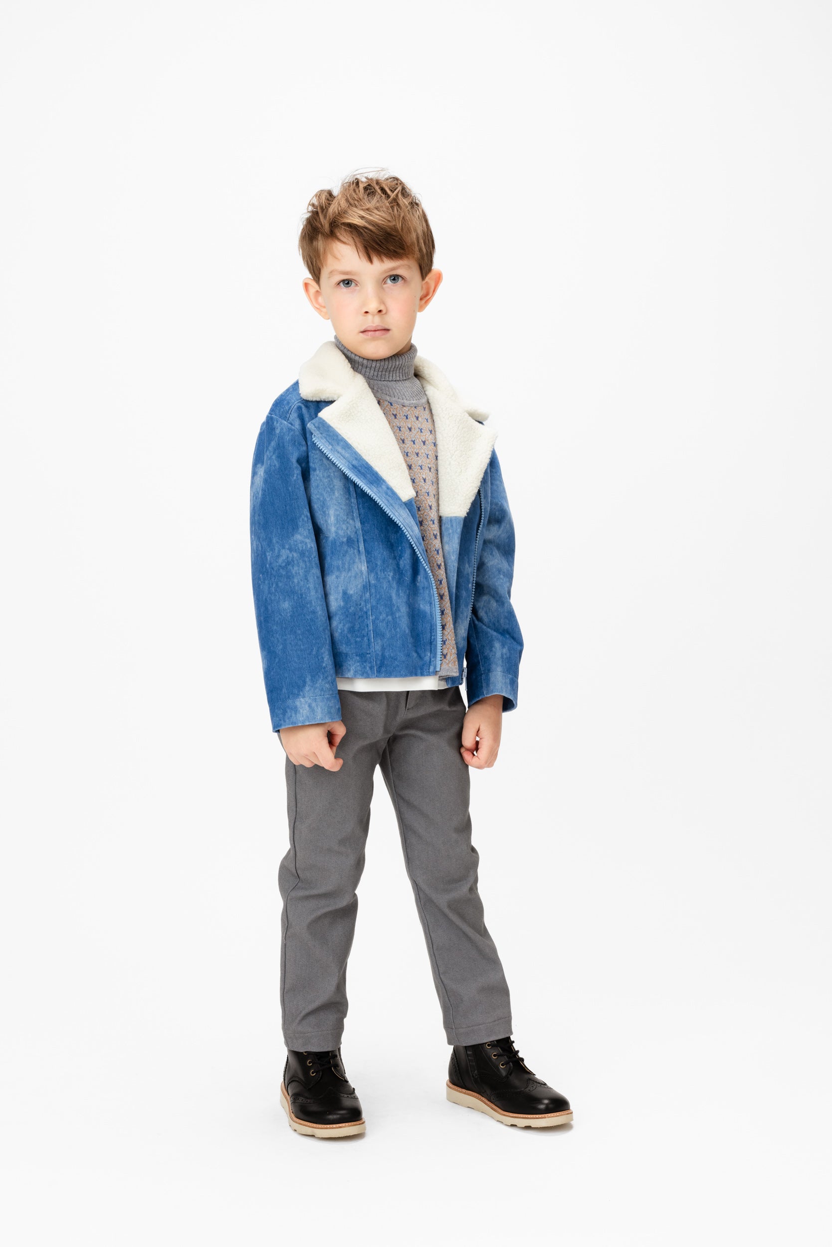 Vilnas šalle Noel, Pelēka