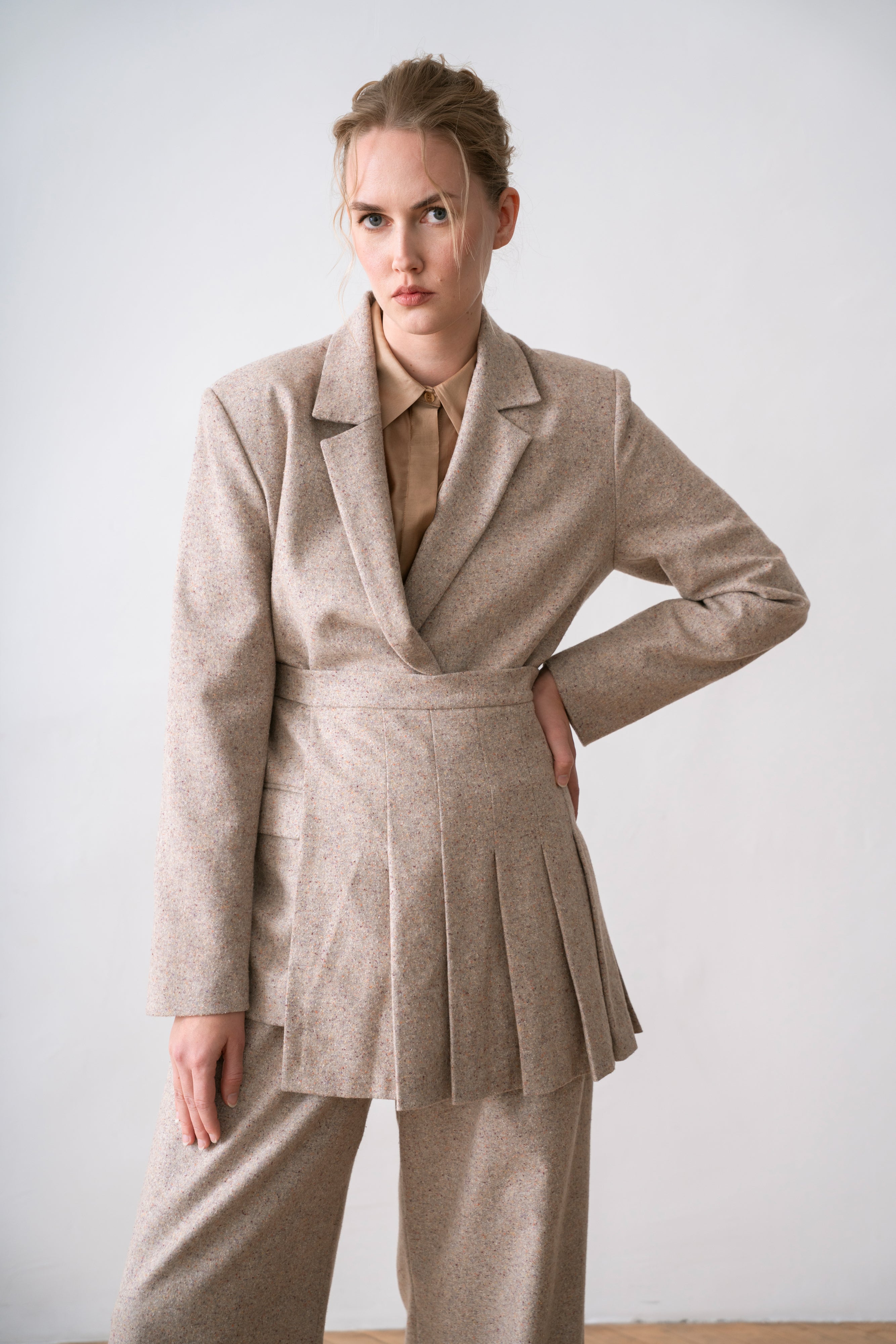 Wool Women's Overskirt Avena, Grey