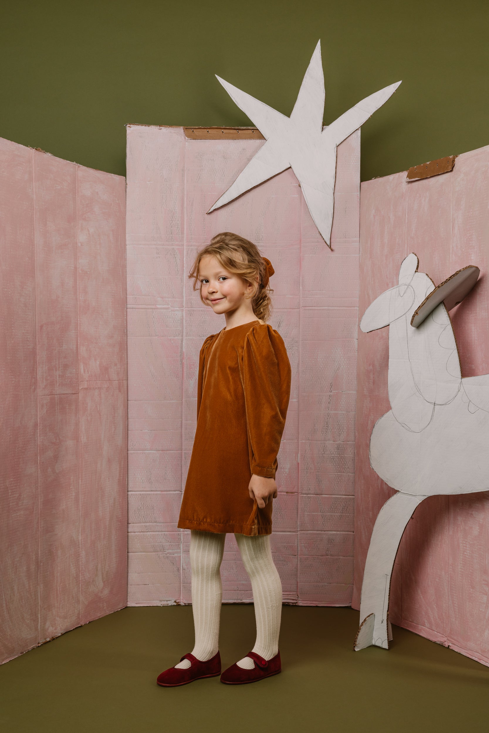 Velvet Dress Aurora, Gold