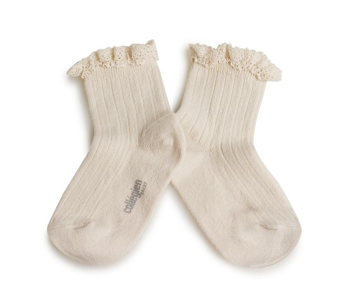 Short ribbed socks with lace Lili, Ivory